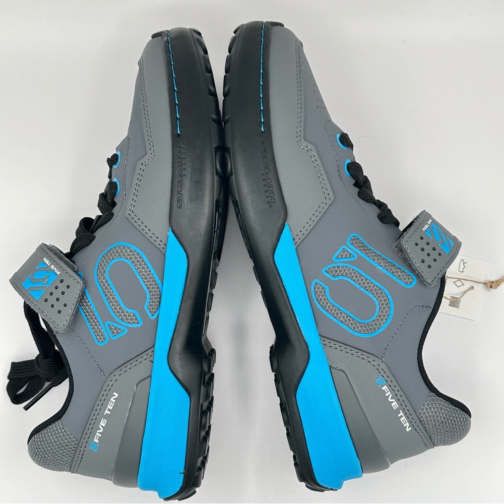 Women’s Adidas Five Ten 5.10 Kestrel Lace Carbon Cyan Mountain Bike shoe… - Picture 10 of 11
